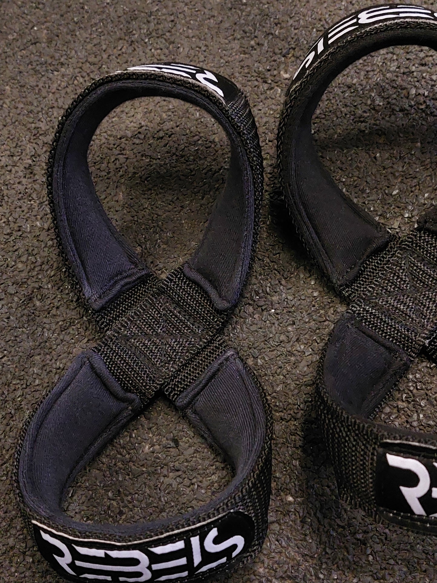 Rebels ∞-straps