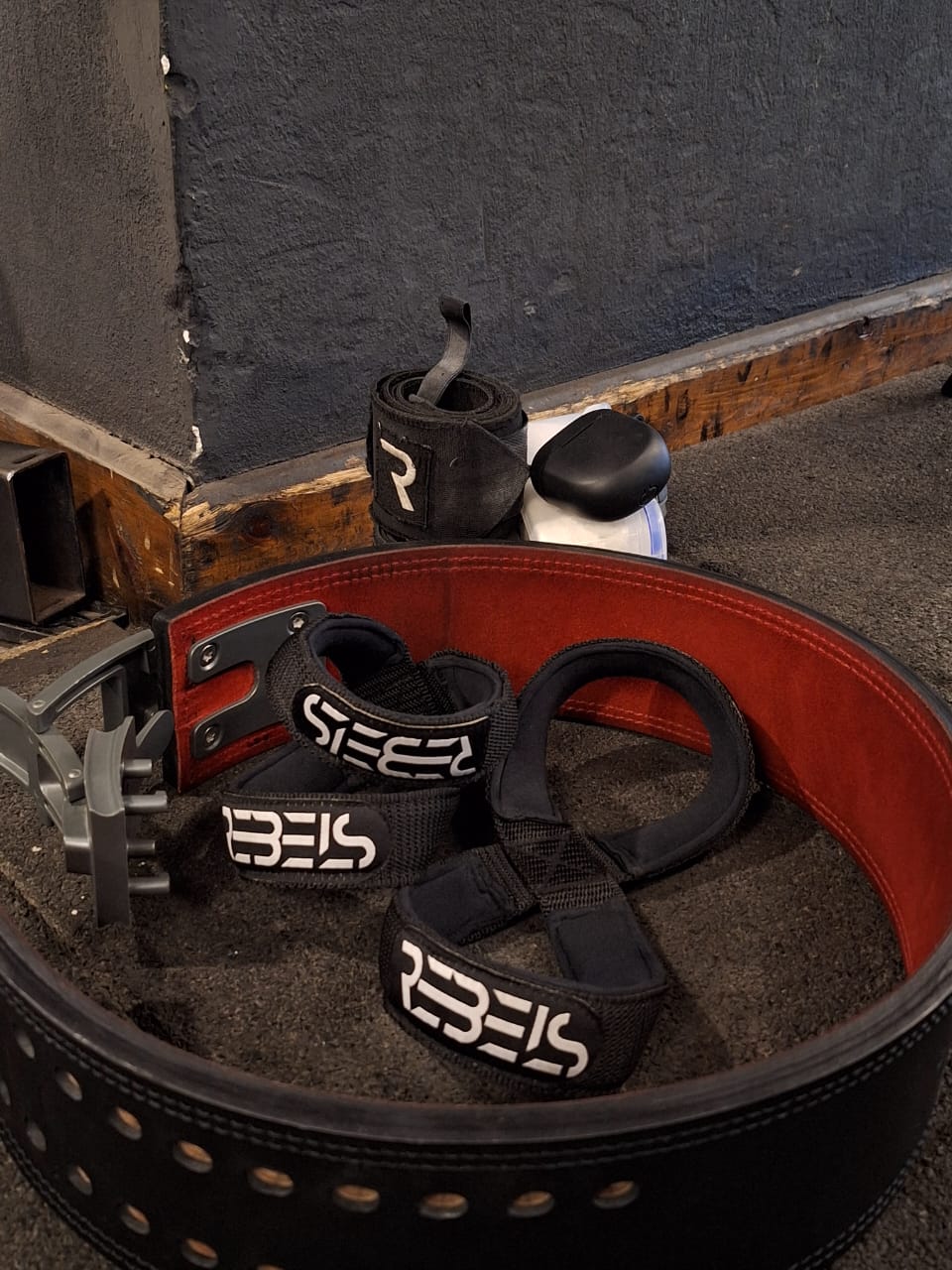 Bundle: Rebels wrist wraps + ∞-straps